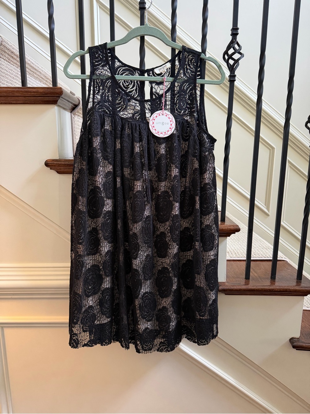 New NWT Umgee Black Lace Overlay Sleeveless DRESS Large